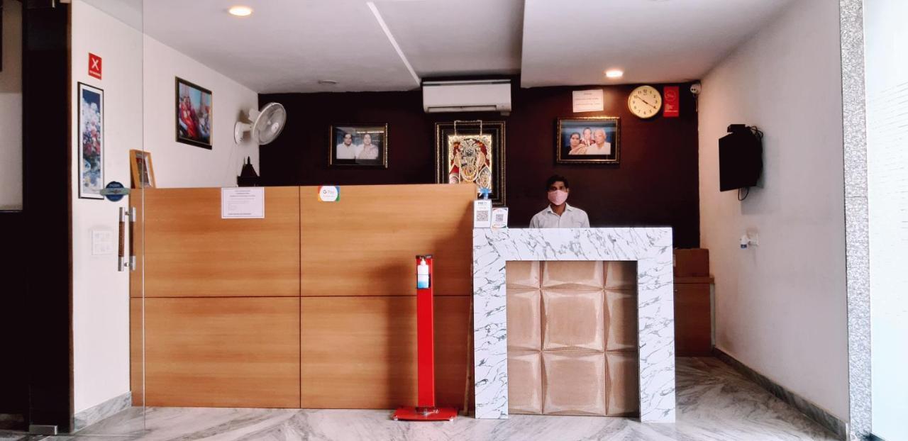 Hotel Sar Kamla Dham Skd Vrindavan Fully Vaccinated Staff Extérieur photo
